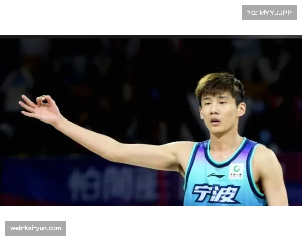 旧金山大学季前赛亮相 王俊杰9分4篮板1助攻