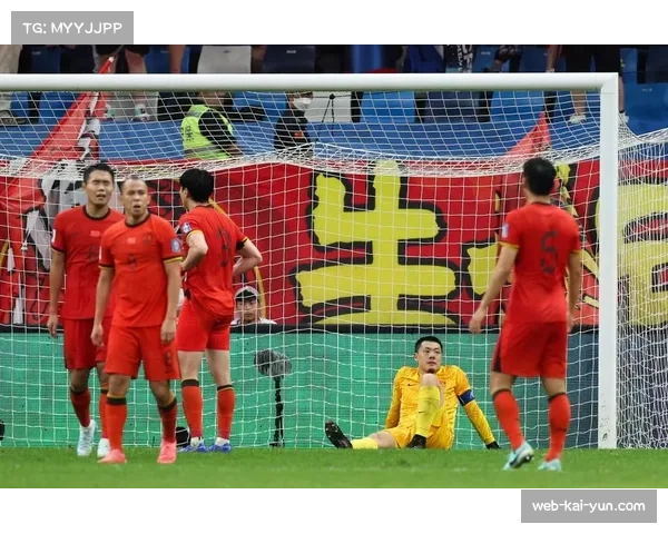 席尔瓦当选首轮最佳球员,带伤作战梅开二度建功